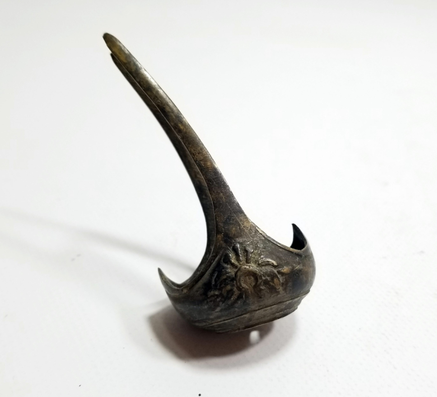 OSMANLI DÖNEMİ KABARTMA İŞÇİLİKLİ VE HİLALLİ BRONZ PİŞTOV ÇANAĞI