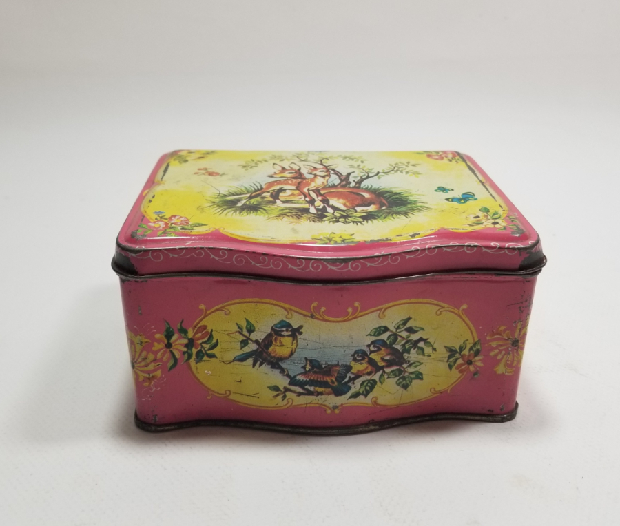 ANTİKA METAL DİKİŞ NAKIŞ KUTUSU