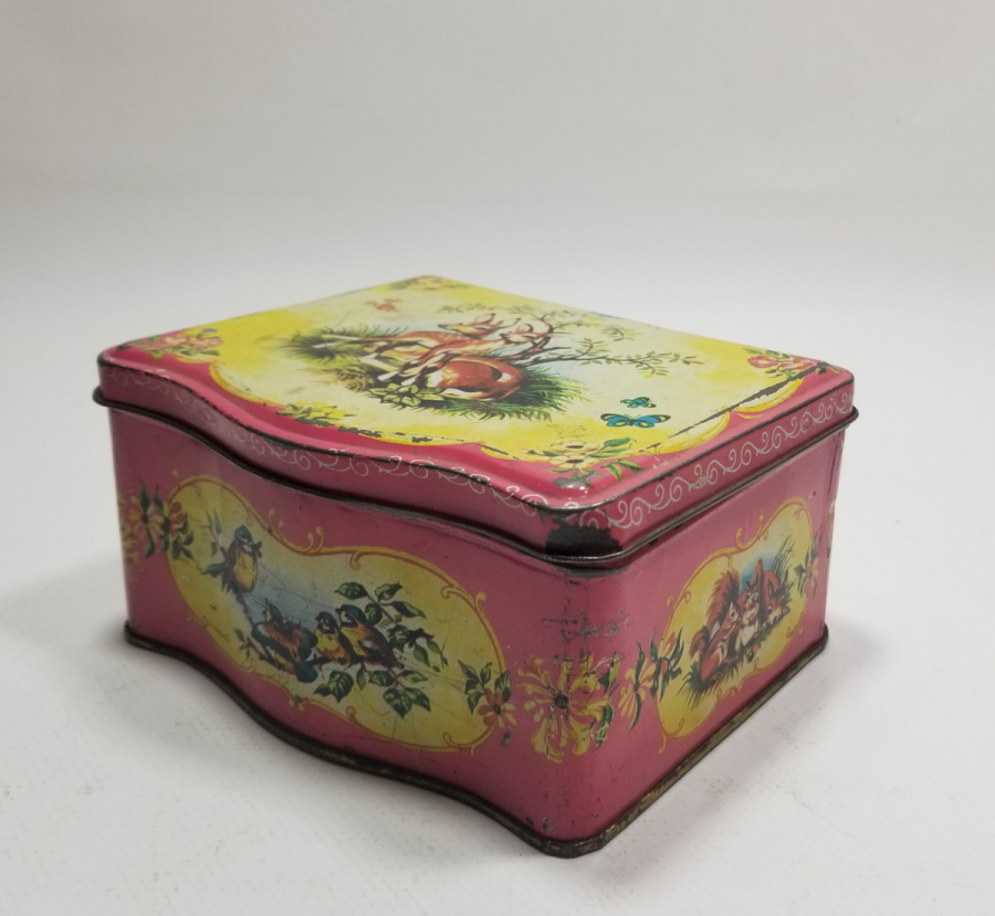 ANTİKA METAL DİKİŞ NAKIŞ KUTUSU