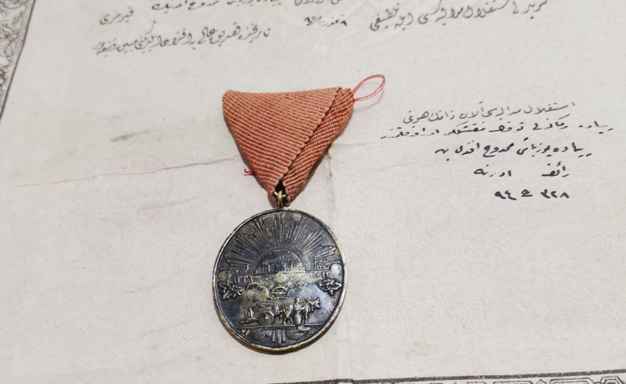 OSMANLICA YAZILI İSTİKLAL MADALYASI VE BERATI