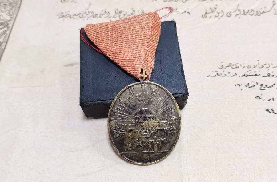 OSMANLICA YAZILI İSTİKLAL MADALYASI VE BERATI