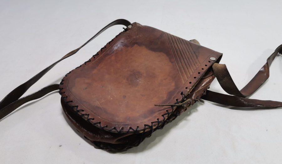 EL YAPIMI ANTİKA DERİ ÇANTA