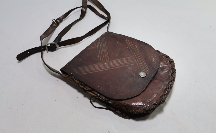 EL YAPIMI ANTİKA DERİ ÇANTA