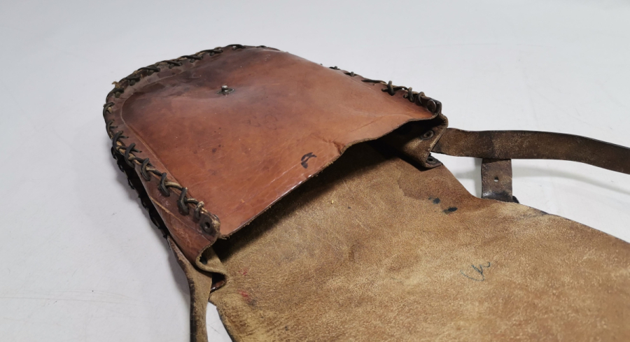 EL YAPIMI ANTİKA DERİ ÇANTA