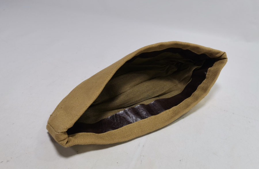 ÜZERİ BOL MADALYALI SOVYET DÖNEM ANTİKA RUS ASKERİ ŞAPKA