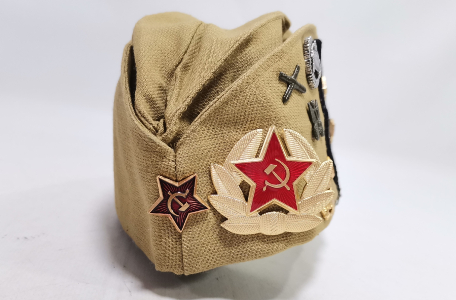 ÜZERİ BOL MADALYALI SOVYET DÖNEM ANTİKA RUS ASKERİ ŞAPKA