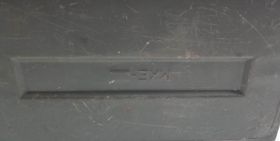 ANTİKA METAL ASKERİ MÜHİMMAT SANDIĞI