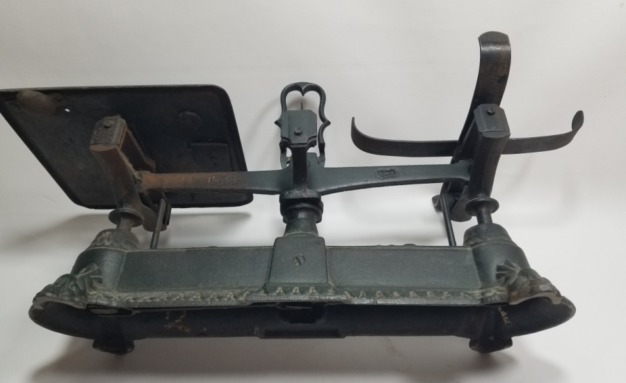 NADİR TİPTE ANTİKA TERAZİ