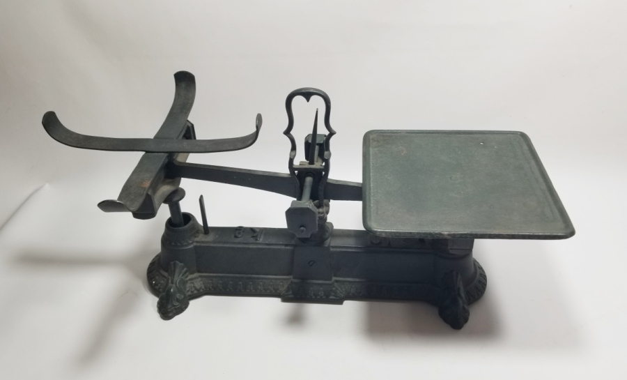 NADİR TİPTE ANTİKA TERAZİ