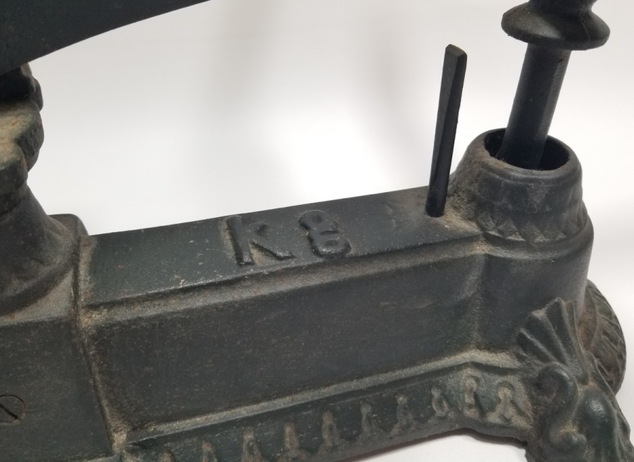 NADİR TİPTE ANTİKA TERAZİ