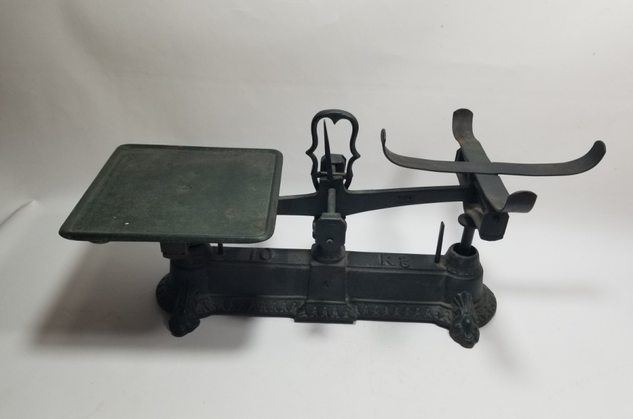 NADİR TİPTE ANTİKA TERAZİ