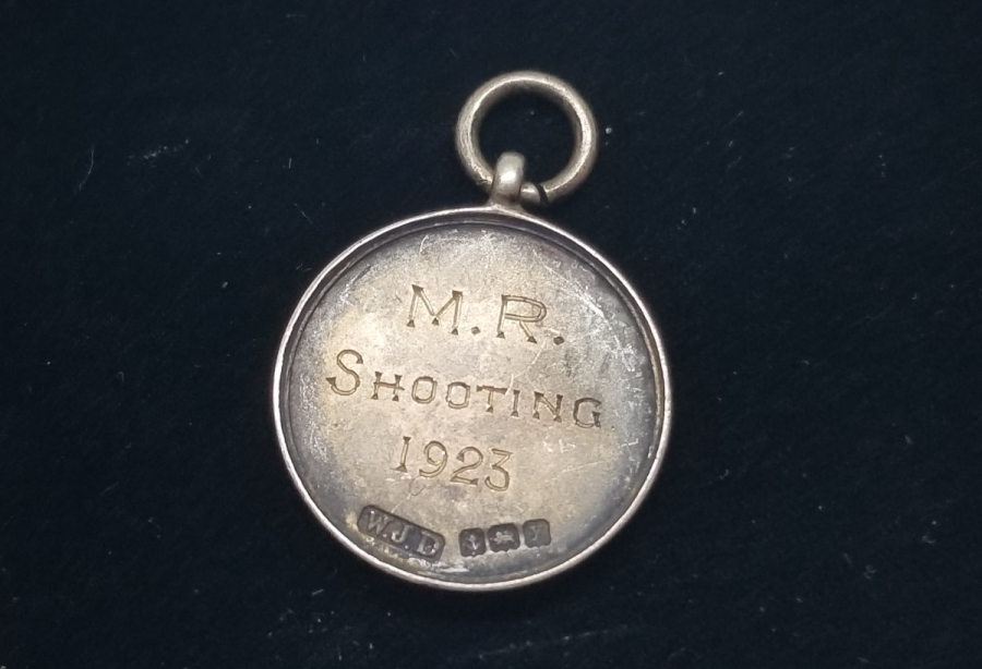 1923 TARİHLİ ANTİKA GÜMÜŞ KÖPEK KÜNYESİ