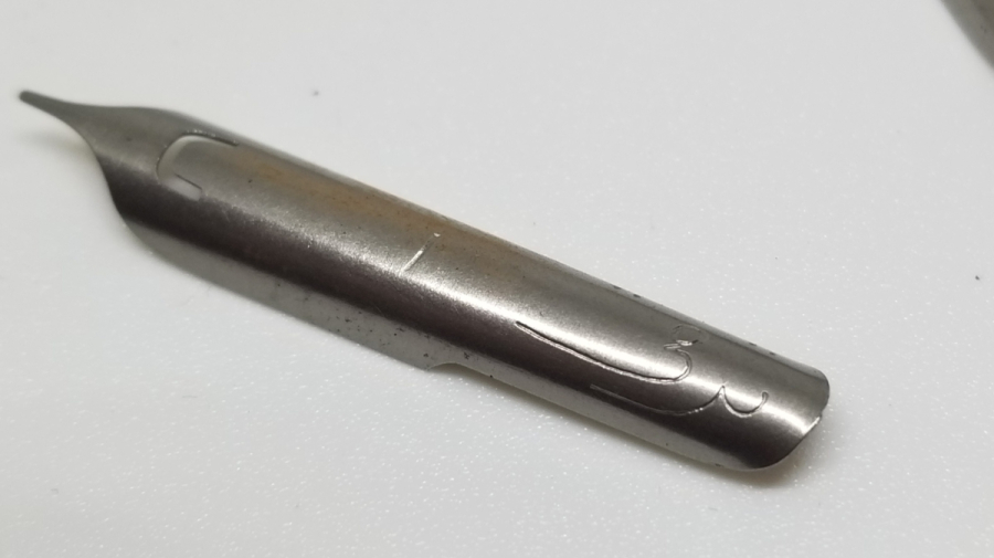 ÜZERLERİ OSMANLICA YAZILI OSMANLI DÖNEMİ DİVİT UÇLARI LOTU