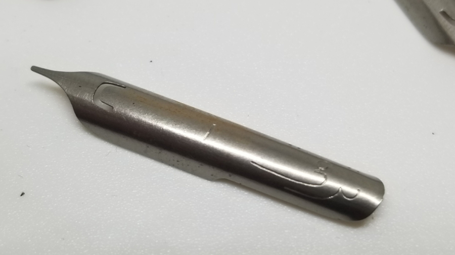 ÜZERLERİ OSMANLICA YAZILI OSMANLI DÖNEMİ DİVİT UÇLARI LOTU