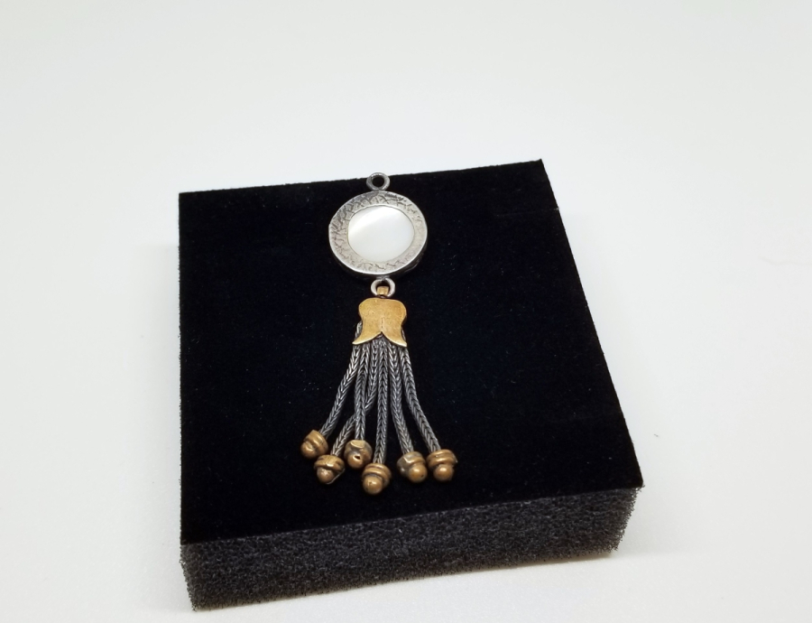 ÜZERİ TUĞRA FİGÜRLÜ GÜMÜŞ KOLYE UCU