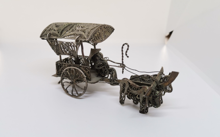 TELKARİ İŞÇİLİKLİ GÜMÜŞ KAPLAMA ANTİKA DEKORATİF BİBLO