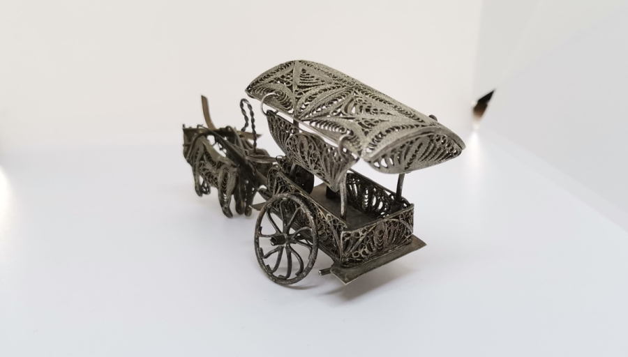 TELKARİ İŞÇİLİKLİ GÜMÜŞ KAPLAMA ANTİKA DEKORATİF BİBLO