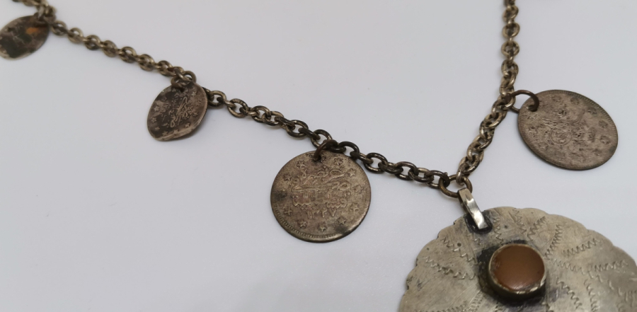 HİLAL FORMLU OSMANLI PARÇALARDAN DİZAYN EDİLMİŞ GERDANLIK