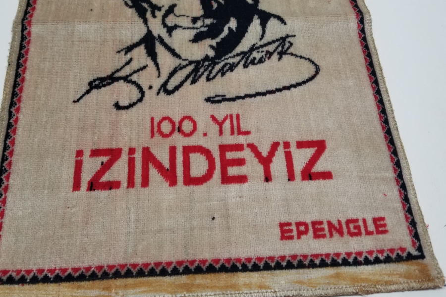 DEKORATİF ATATÜRK DUVAR HALISI