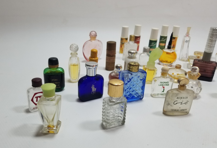 ANTİKA PARFÜM ŞİŞESİ LOTU