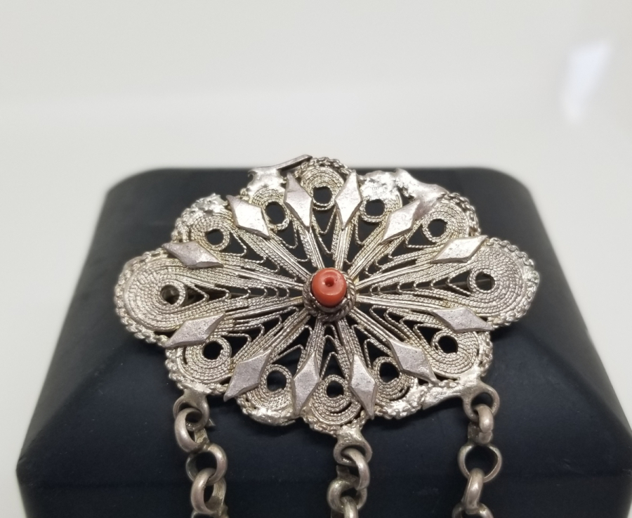 OSMANLI DÖNEMİ MERCAN TAŞLI TELKARİ İŞÇİLİKLİ GÜMÜŞ BROŞ