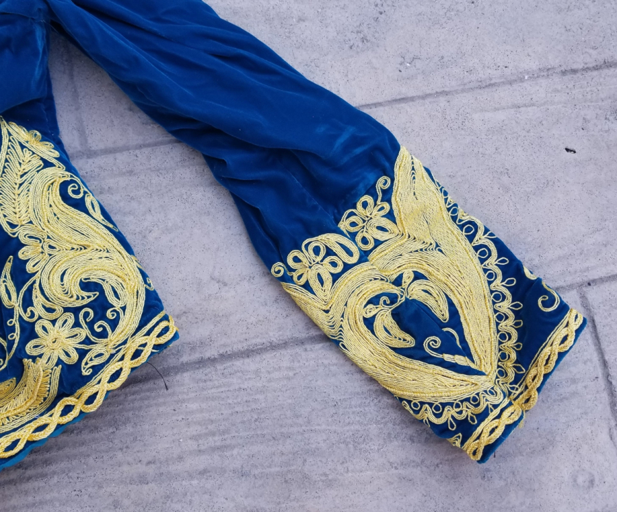 EL YAPIMI ANTİKA İŞLEMELİ KADİFE CEPKEN