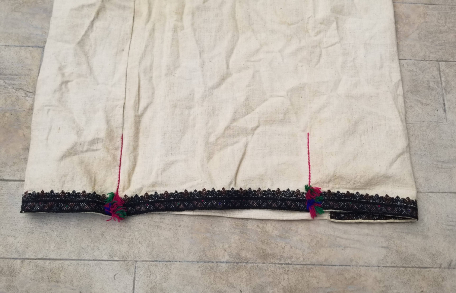 OSMANLI DÖNEMİ ETEKLERİ İŞLEMELİ KULLANILMAMIŞ - YAKASI AÇILMAMIŞ İÇLİK