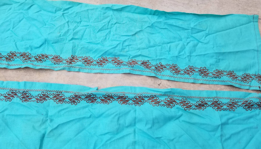 EL İŞLEMESİ ANTİKA KANAVİÇE SEDİR KENARI VE YASTIK TAKIMI