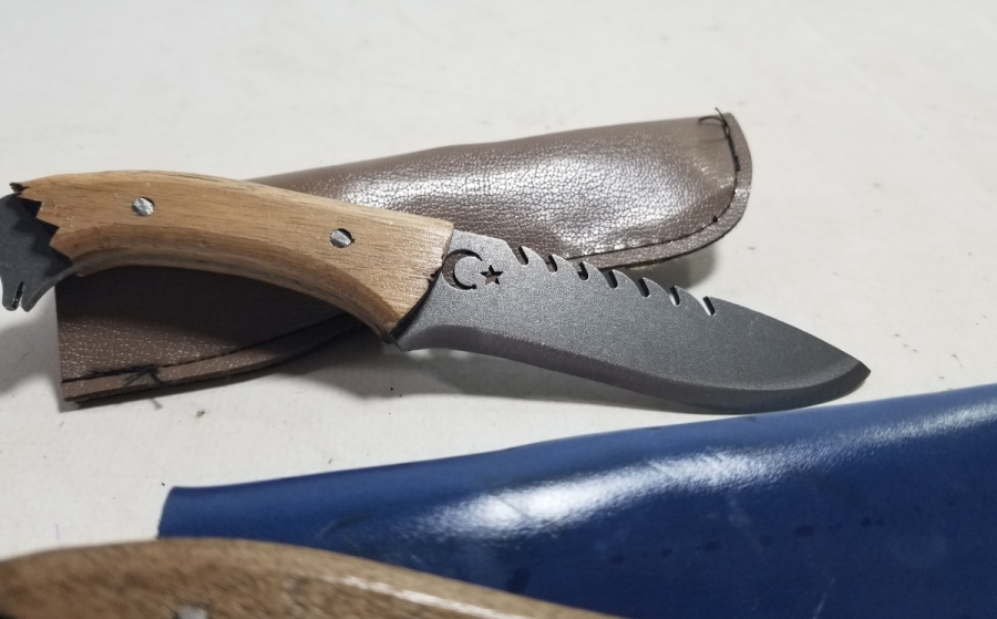 ÖZEL YAPIM KURT BAŞLI KAMPÇI BIÇAKLARI LOTU