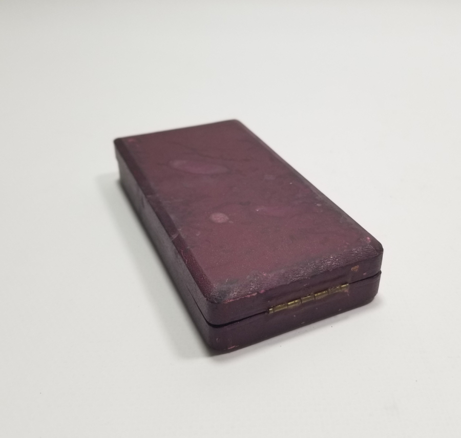 ORİJİNAL KUTUSUNDA 1. DÜNYA SAVAŞI DÖNEMİ NADİR HİLAL-İ AHMER MADALYA