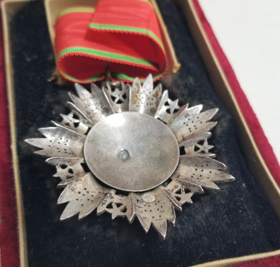 ORJİNAL KUTUSUNDA 3. DERECE MECİDİ NİŞANI