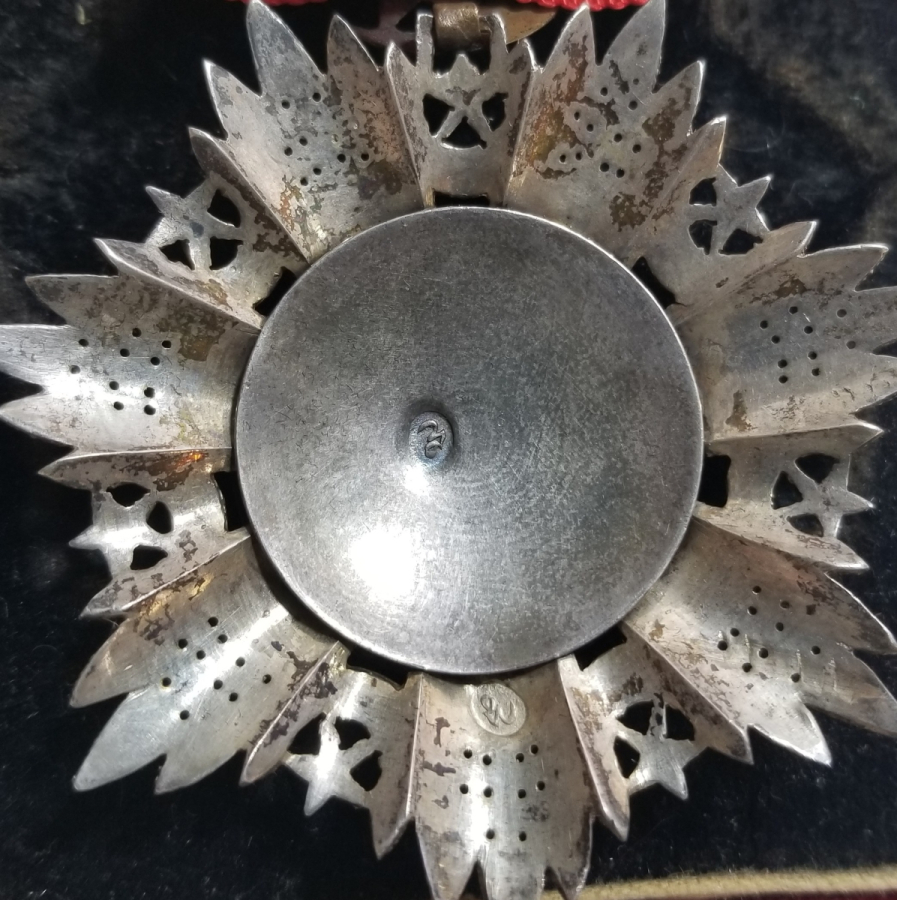 ORJİNAL KUTUSUNDA 3. DERECE MECİDİ NİŞANI