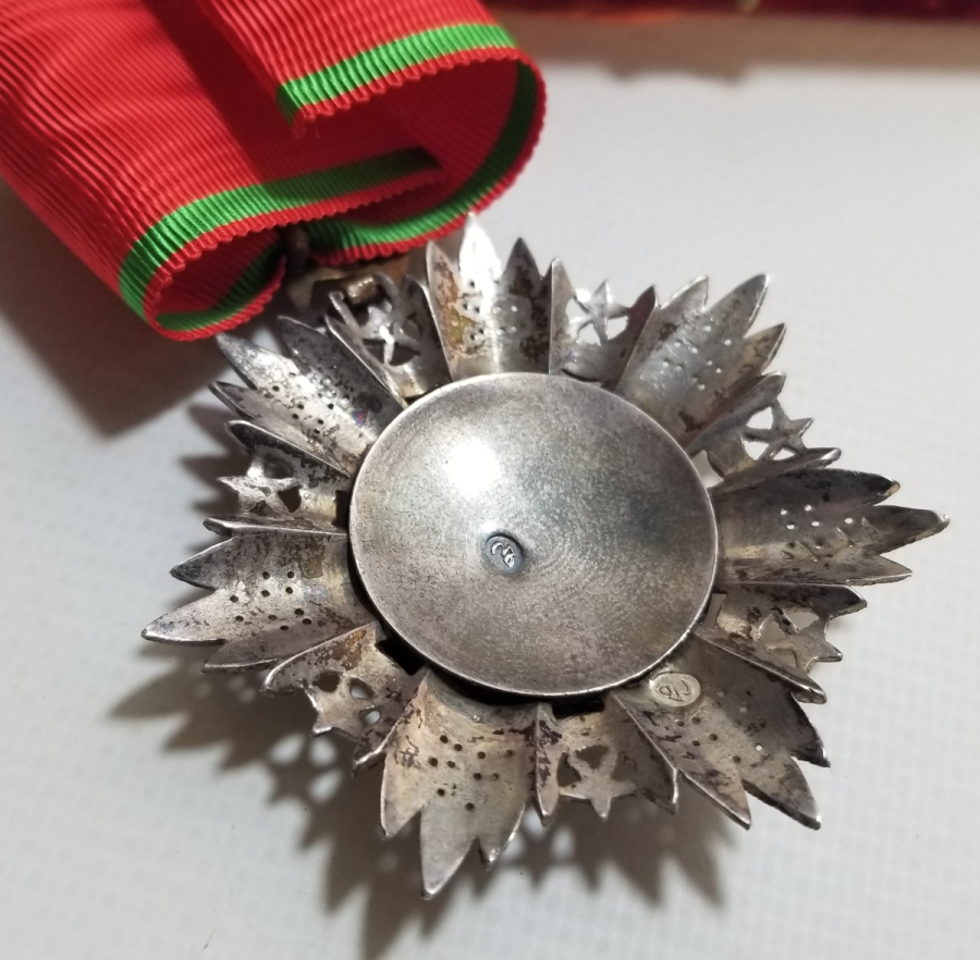 ORJİNAL KUTUSUNDA 3. DERECE MECİDİ NİŞANI