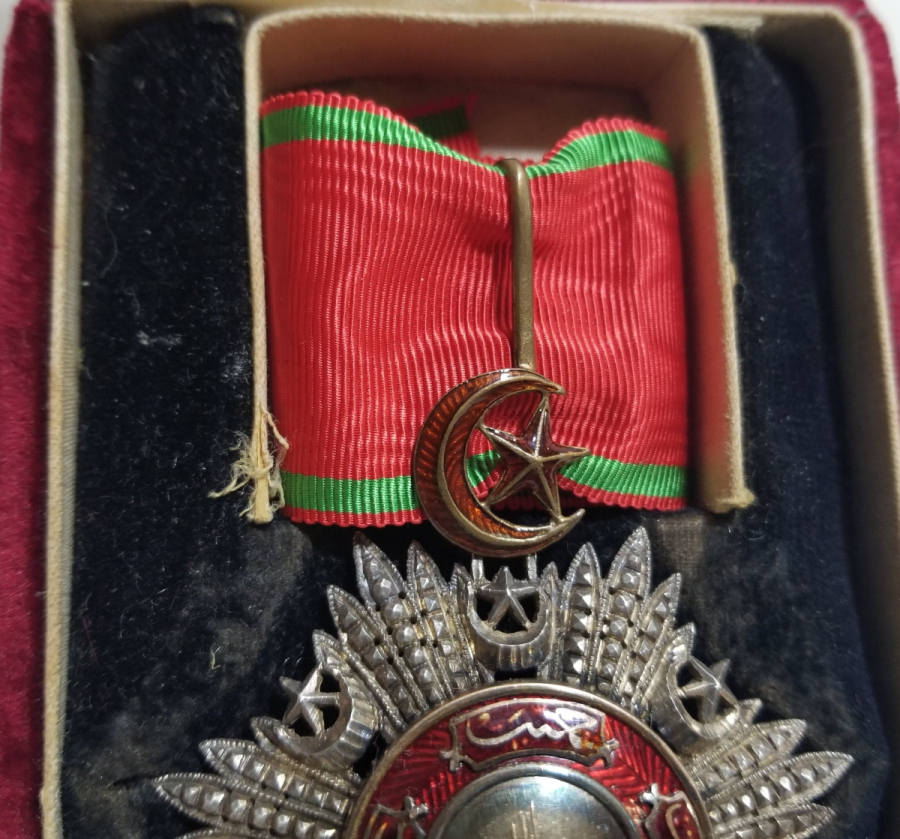 ORJİNAL KUTUSUNDA 3. DERECE MECİDİ NİŞANI