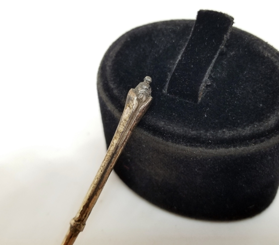 UÇ KISMI LALE MOTİFLİ OSMANLI DÖNEMİ GÜMÜŞ İĞNE