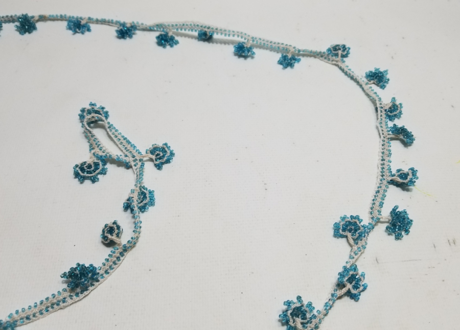 BONCUK İŞLİ EL YAPIMI ANTİKA YAZMA KENARI