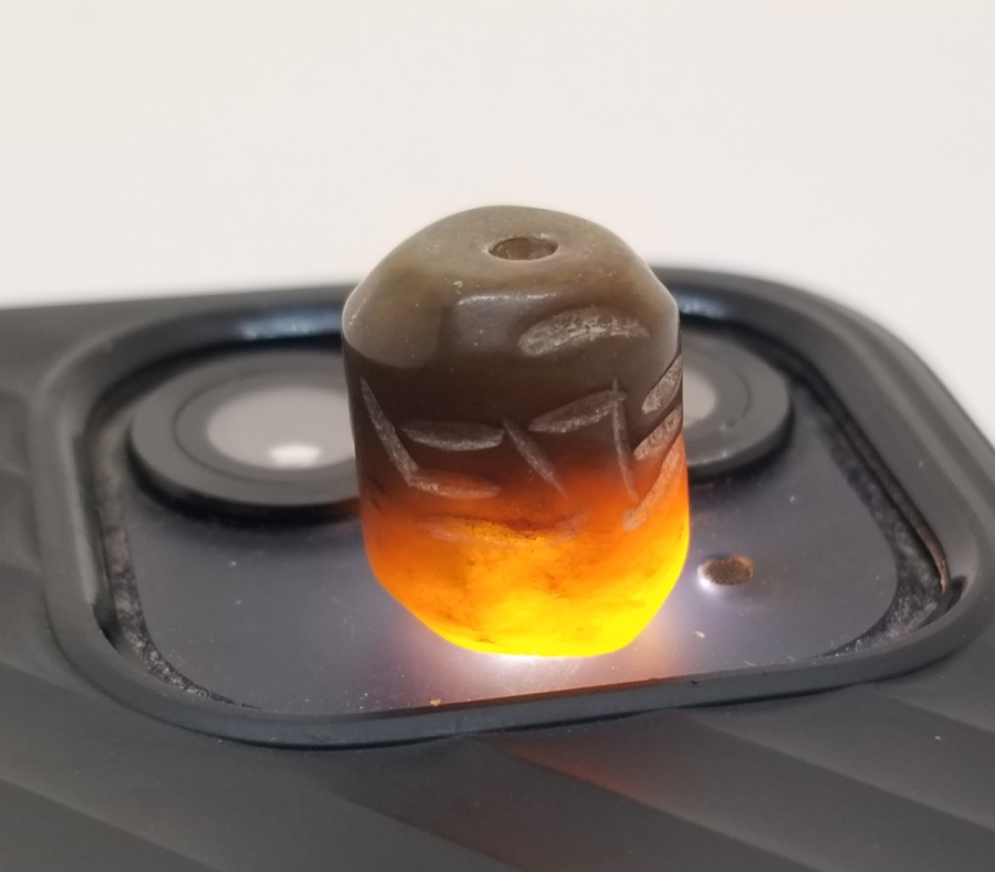 ÜZERİNDE SURET GÖRSELİ BULUNAN BÜYÜK BOY UZAKDOĞU MERCAN KOLYE HABBESİ