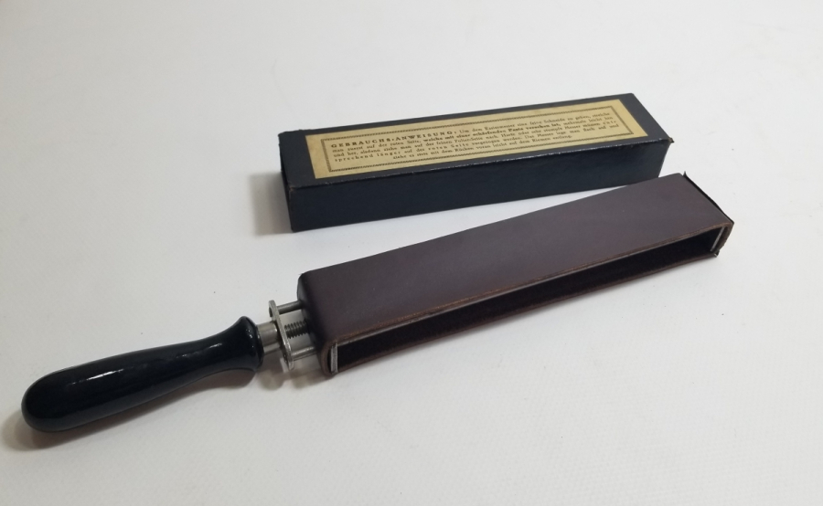 ORİJİNAL KUTUSUNDA ANTİKA BERBER USTURA BİLEYİ