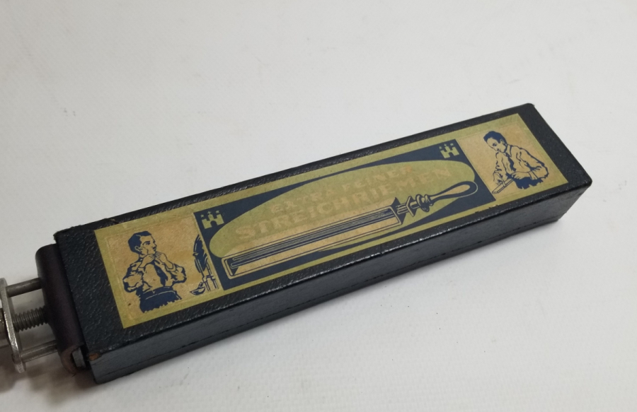 ORİJİNAL KUTUSUNDA ANTİKA BERBER USTURA BİLEYİ