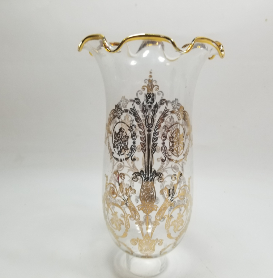 ÜZERİ ALTIN VARAKLI ANTİKA GAZ LAMBASI CAMI