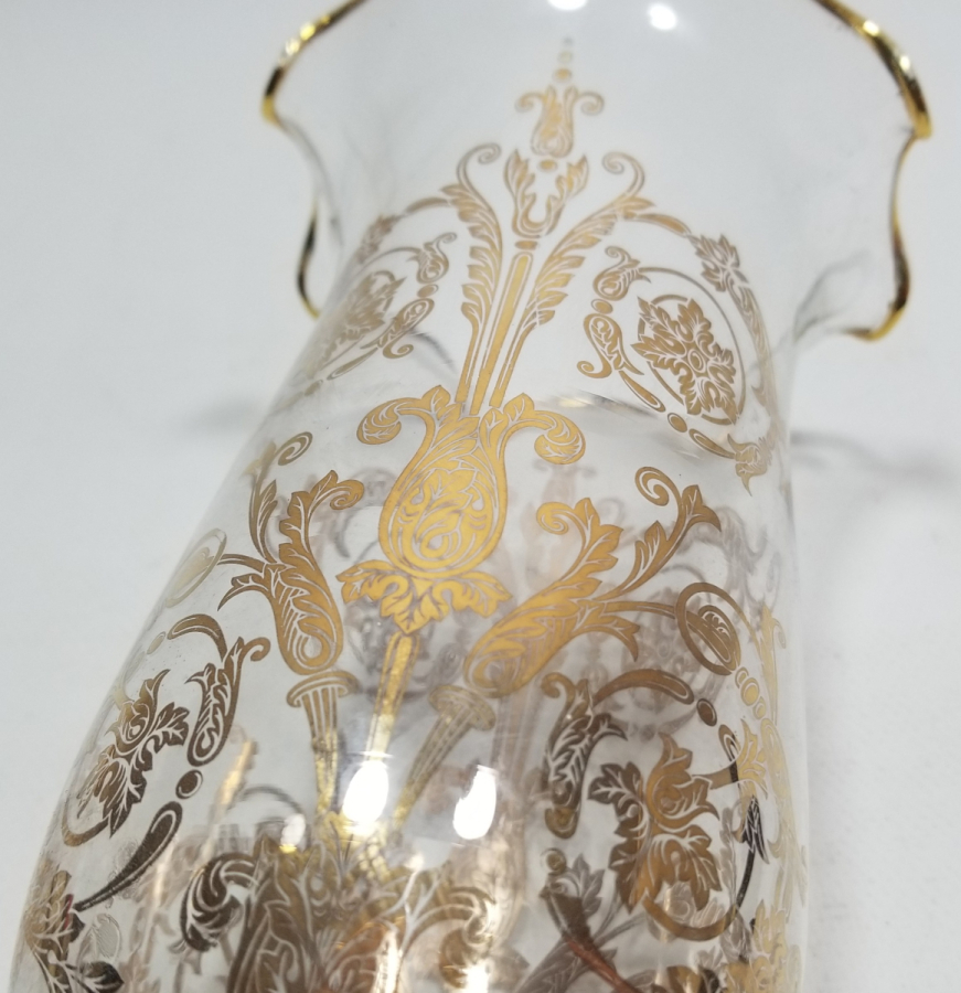 ÜZERİ ALTIN VARAKLI ANTİKA GAZ LAMBASI CAMI