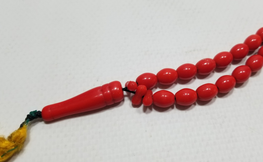 MERCANİ RENKTE ORİJİNAL PÜSKÜLÜYLE OSMANLI DÖNEMİ BEYKOZ NAMAZ TESPİHİ