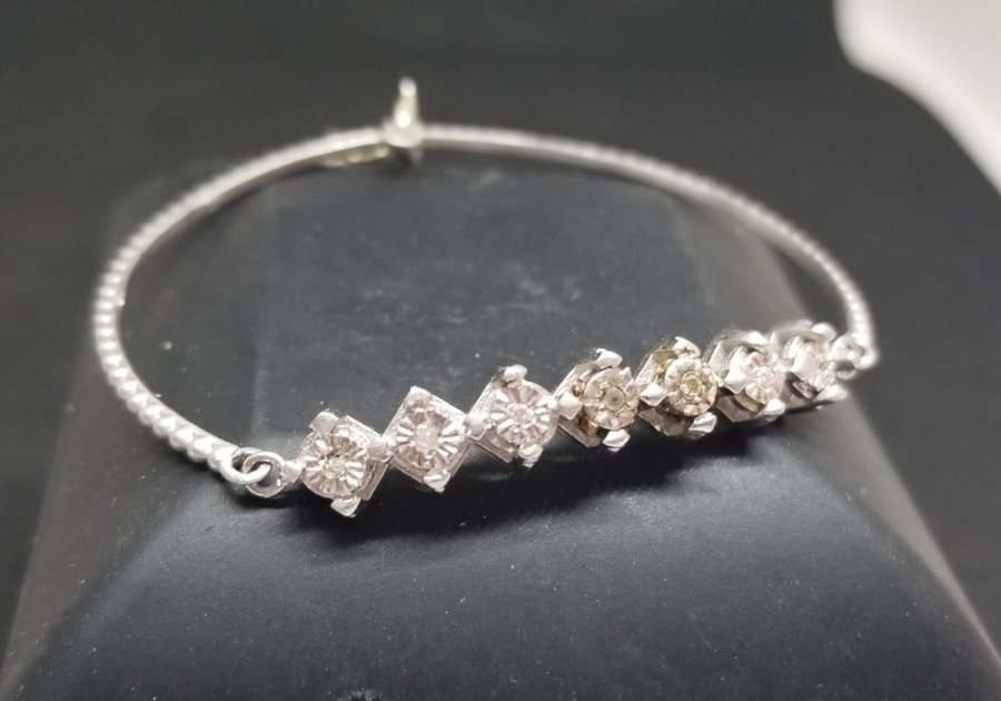 PIRLANTA TAŞLI GÜMÜŞ BİLEZİK - BİLEKLİK