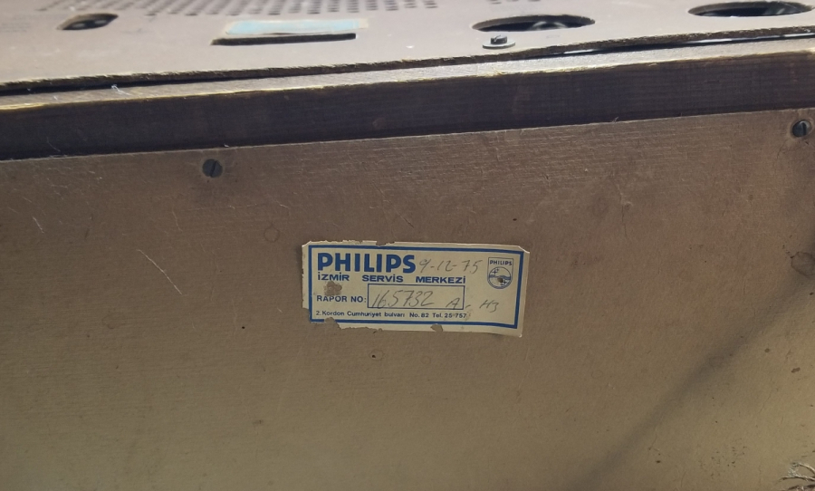 BÜYÜK BOY ANTİKA AHŞAP KASA RADYO