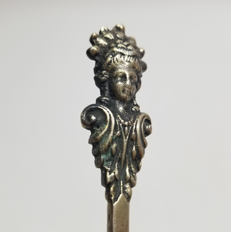 KABARTMA İŞÇİLİKLİ ANTİKA GÜMÜŞ ZARF AÇACAĞI