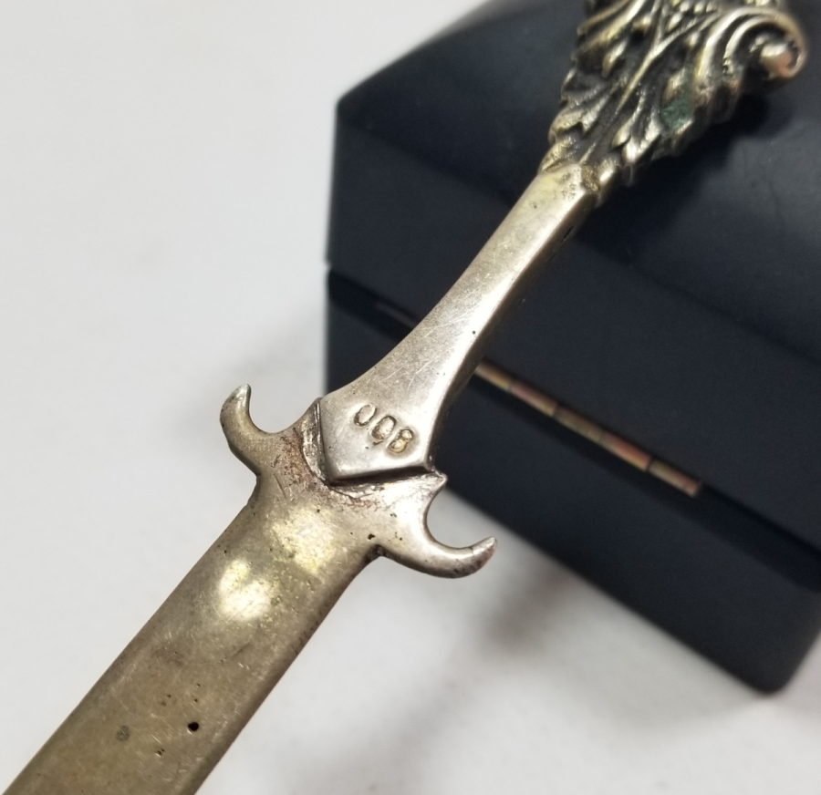 KABARTMA İŞÇİLİKLİ ANTİKA GÜMÜŞ ZARF AÇACAĞI