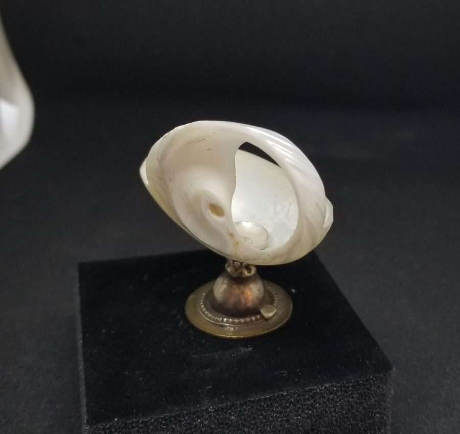 ÖZEL YAPIM GÜMÜŞ APLİKLİ ANTİKA SEDEF KAHVE YANI LOKUMLUĞU