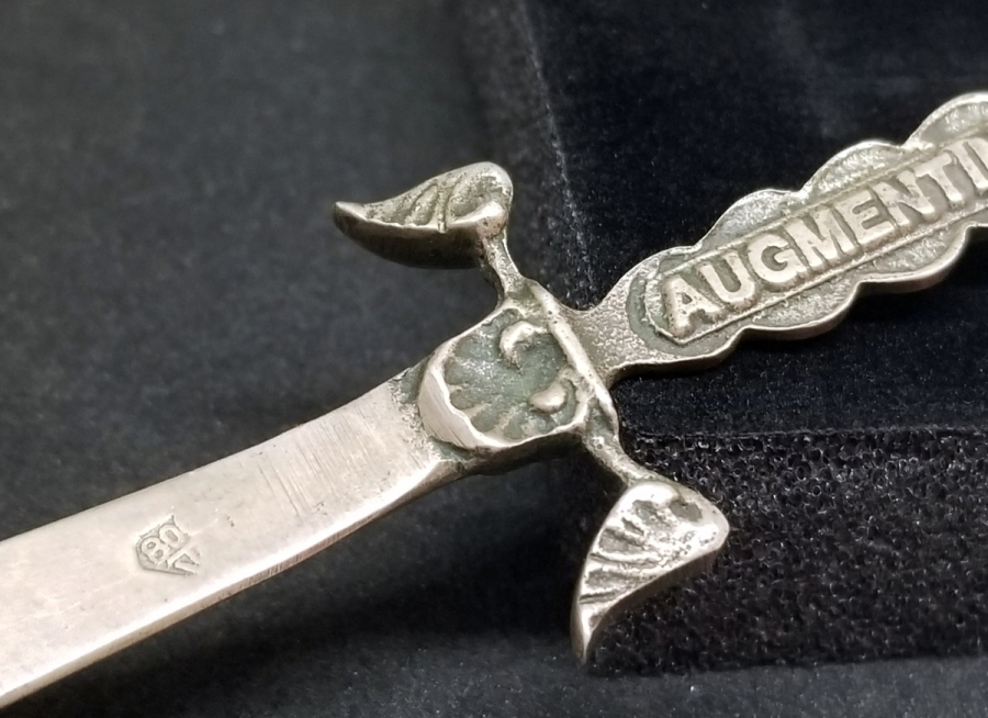 KILIÇ FORMUNDA YAPILMIŞ PROMOSYON GÜMÜŞ ZARF AÇACAĞI