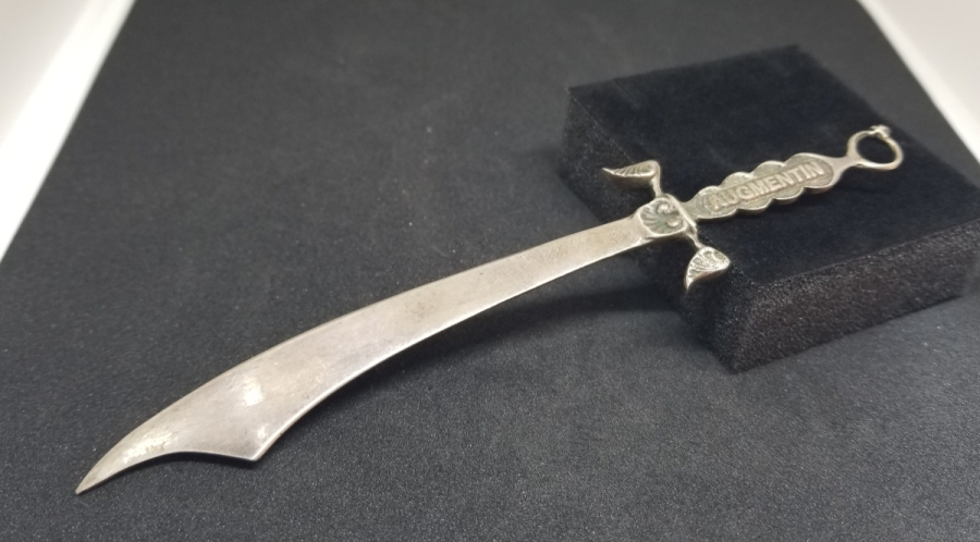 KILIÇ FORMUNDA YAPILMIŞ PROMOSYON GÜMÜŞ ZARF AÇACAĞI