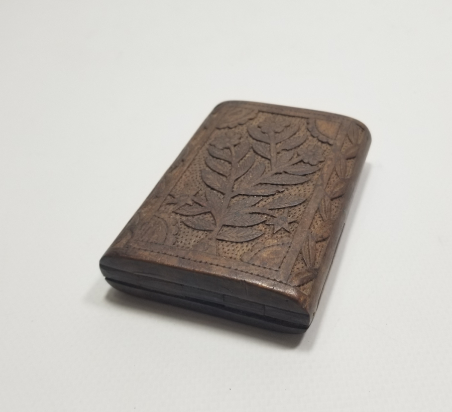 EL OYMA İŞÇİLİKLİ OSMANLI DÖNEMİ AHŞAP SİGARA TABAKASI